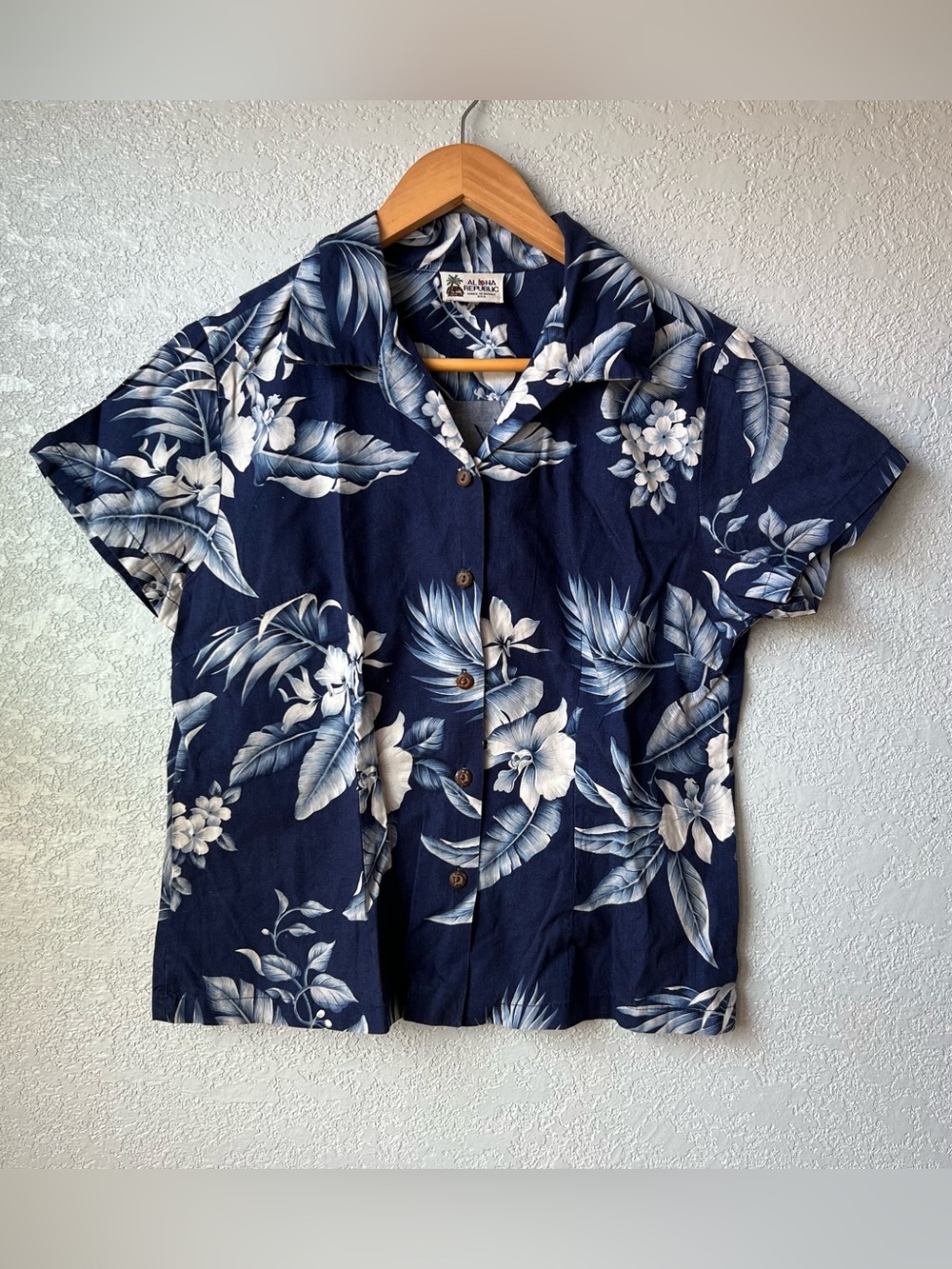Vintage 90s Aloha Republic Hawaiian Shirt Blue Floral Tropical Made in Hawaii M